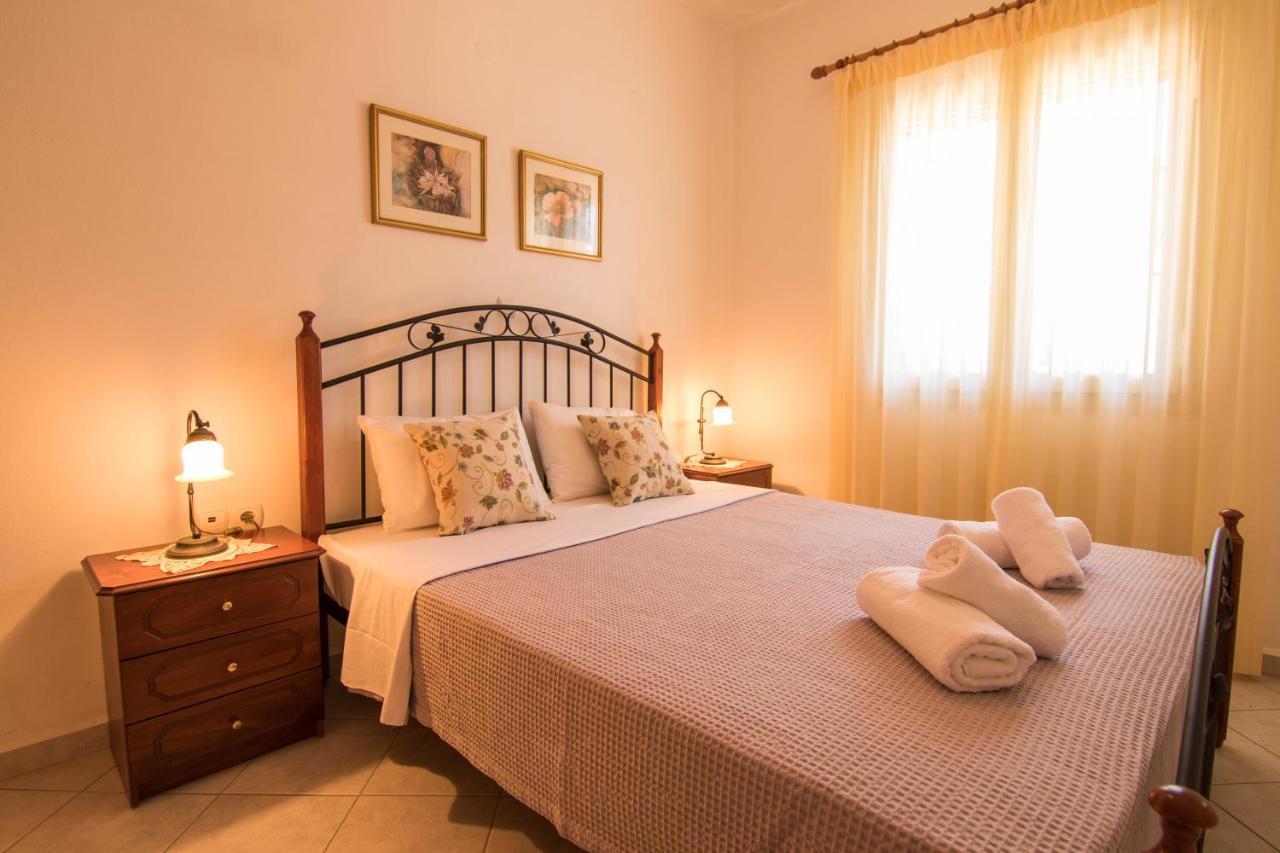 Fedra Apartments, View, Free Parking, 2Mins To Beach Palekastro Eksteriør billede